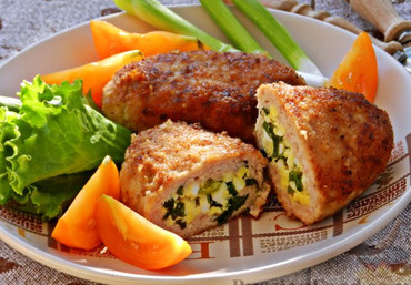 Зраза мясная с яйцом и луком